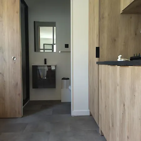 בית נופש Au Coin Des Lilas - 2 לה מאנש