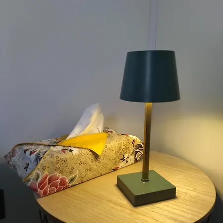 Au Coin Des Lilas - 2